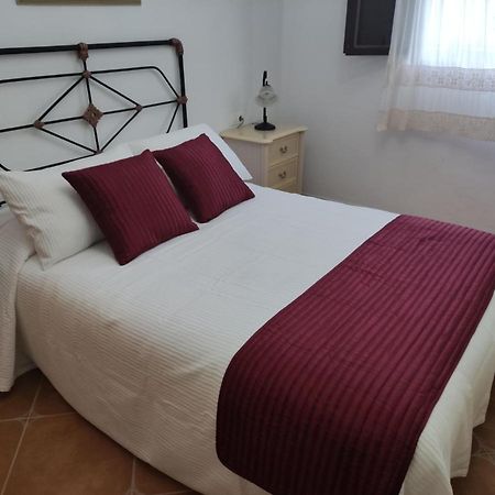 Benavilla Albunol Bagian luar foto