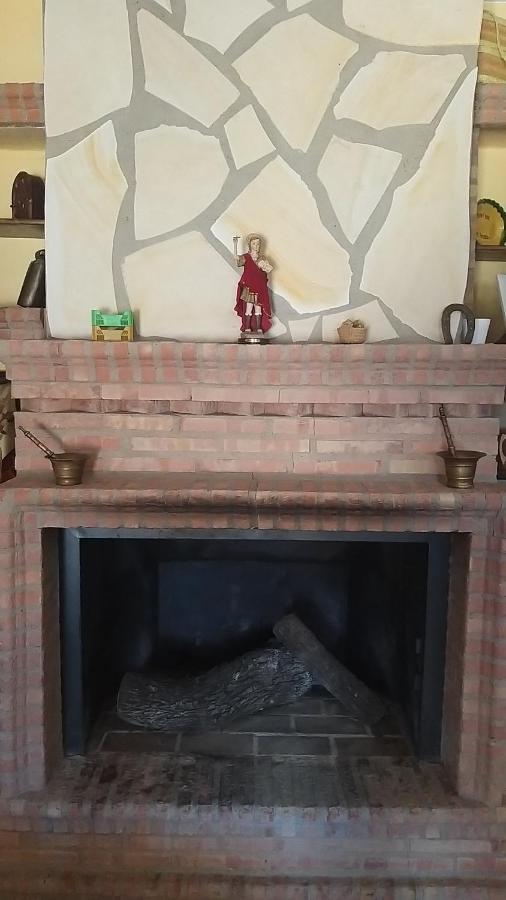 Benavilla Albunol Bagian luar foto